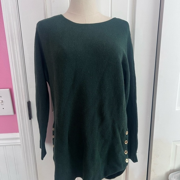 Michael Kors Green Sweater with Gold Button Accents Size Small NWT - Picture 1 of 2